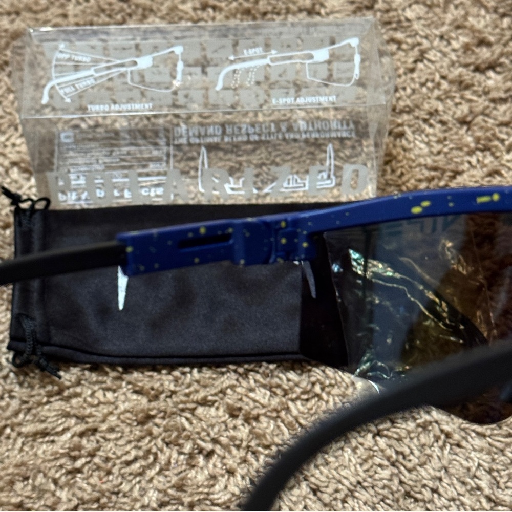 NWT Pit Viper Polarized Sunglasses Blue/Yellow Splatter – Brand New with Case - Picture 5 of 8